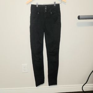 Tattoo black skinny jeans